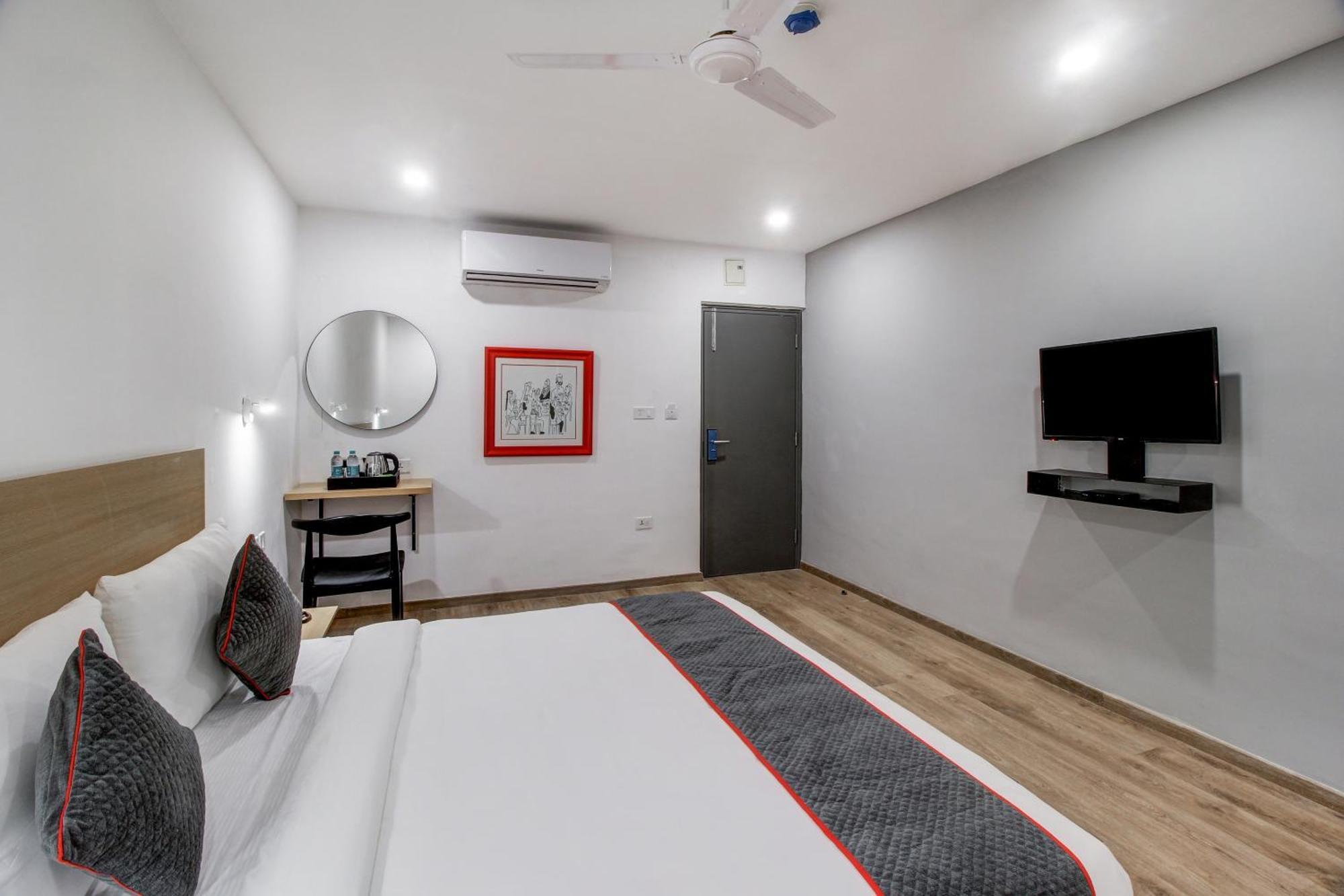 فندق Super Townhouse Rcc Majestic 397 Lb Nagar حيدر أباد المظهر الخارجي الصورة