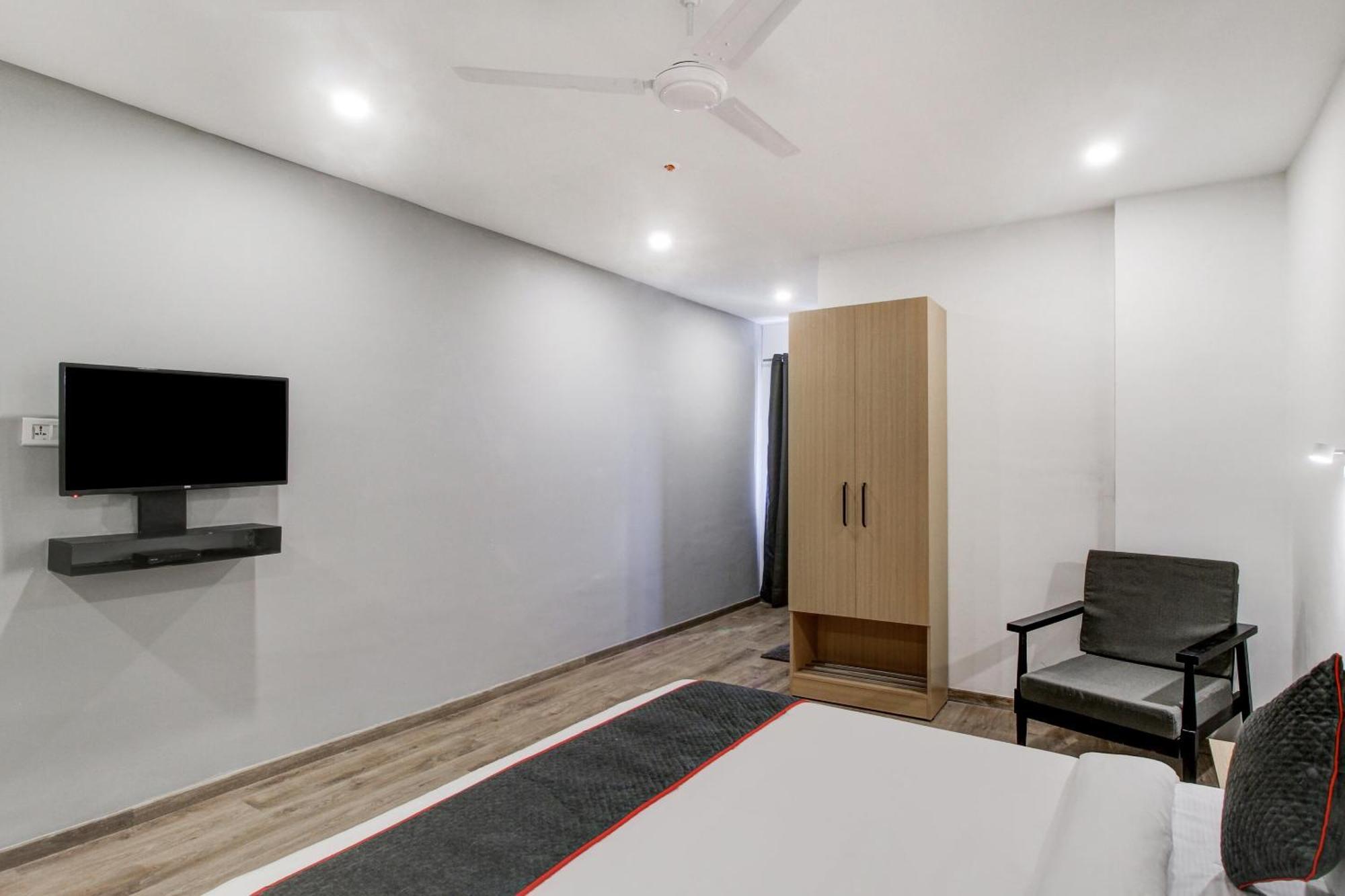 فندق Super Townhouse Rcc Majestic 397 Lb Nagar حيدر أباد المظهر الخارجي الصورة
