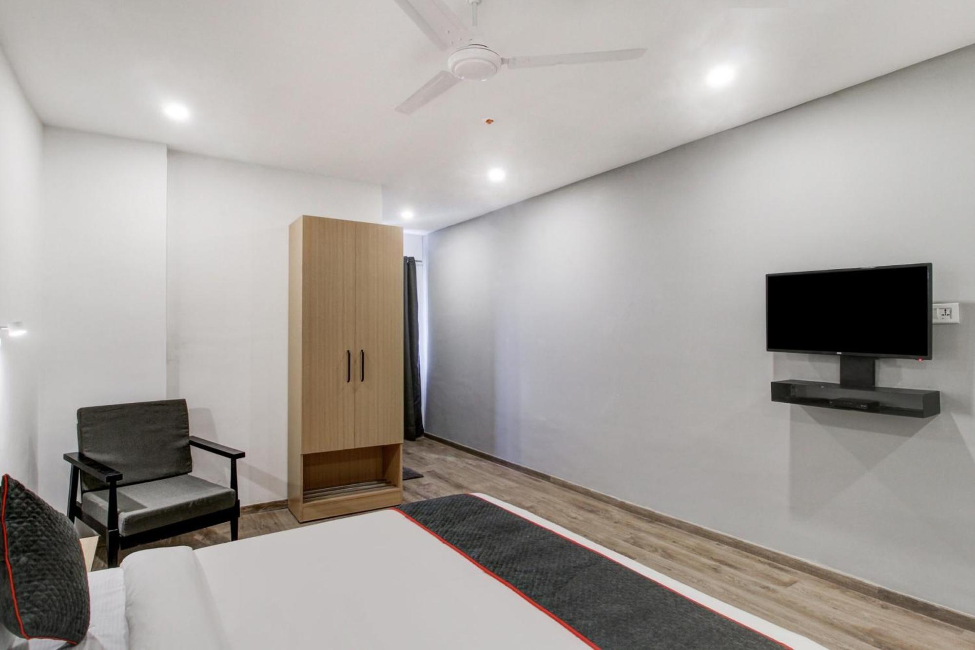فندق Super Townhouse Rcc Majestic 397 Lb Nagar حيدر أباد المظهر الخارجي الصورة