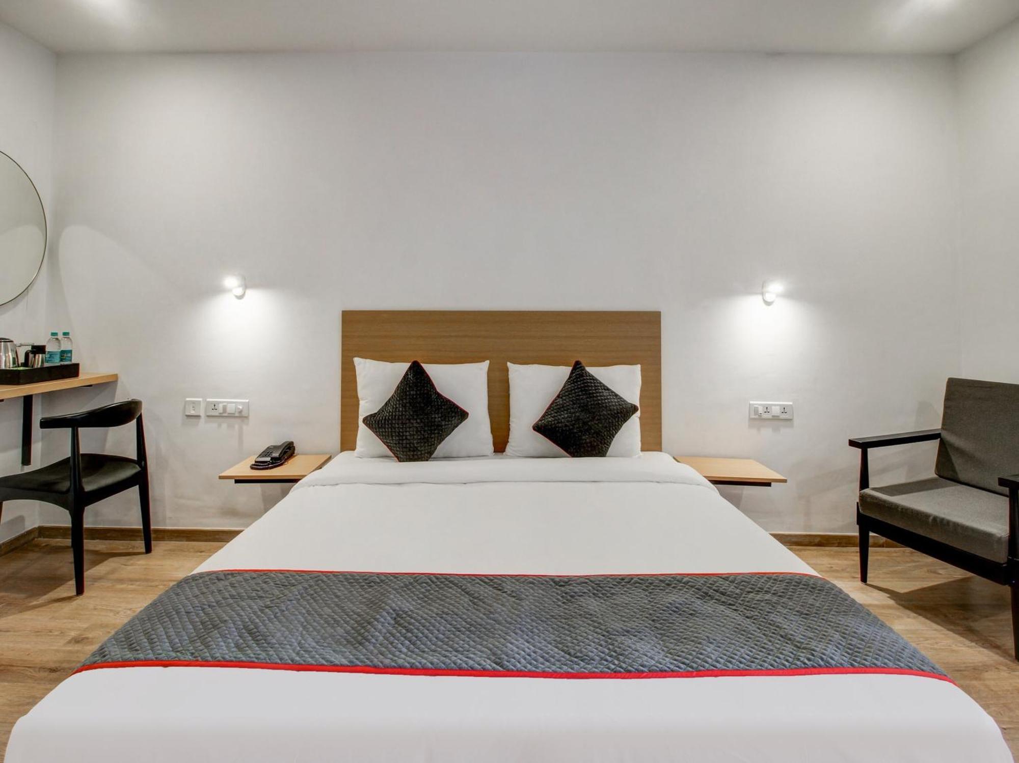فندق Super Townhouse Rcc Majestic 397 Lb Nagar حيدر أباد المظهر الخارجي الصورة