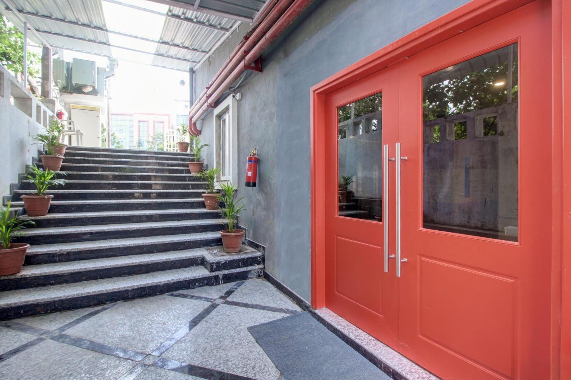 فندق Super Townhouse Rcc Majestic 397 Lb Nagar حيدر أباد المظهر الخارجي الصورة